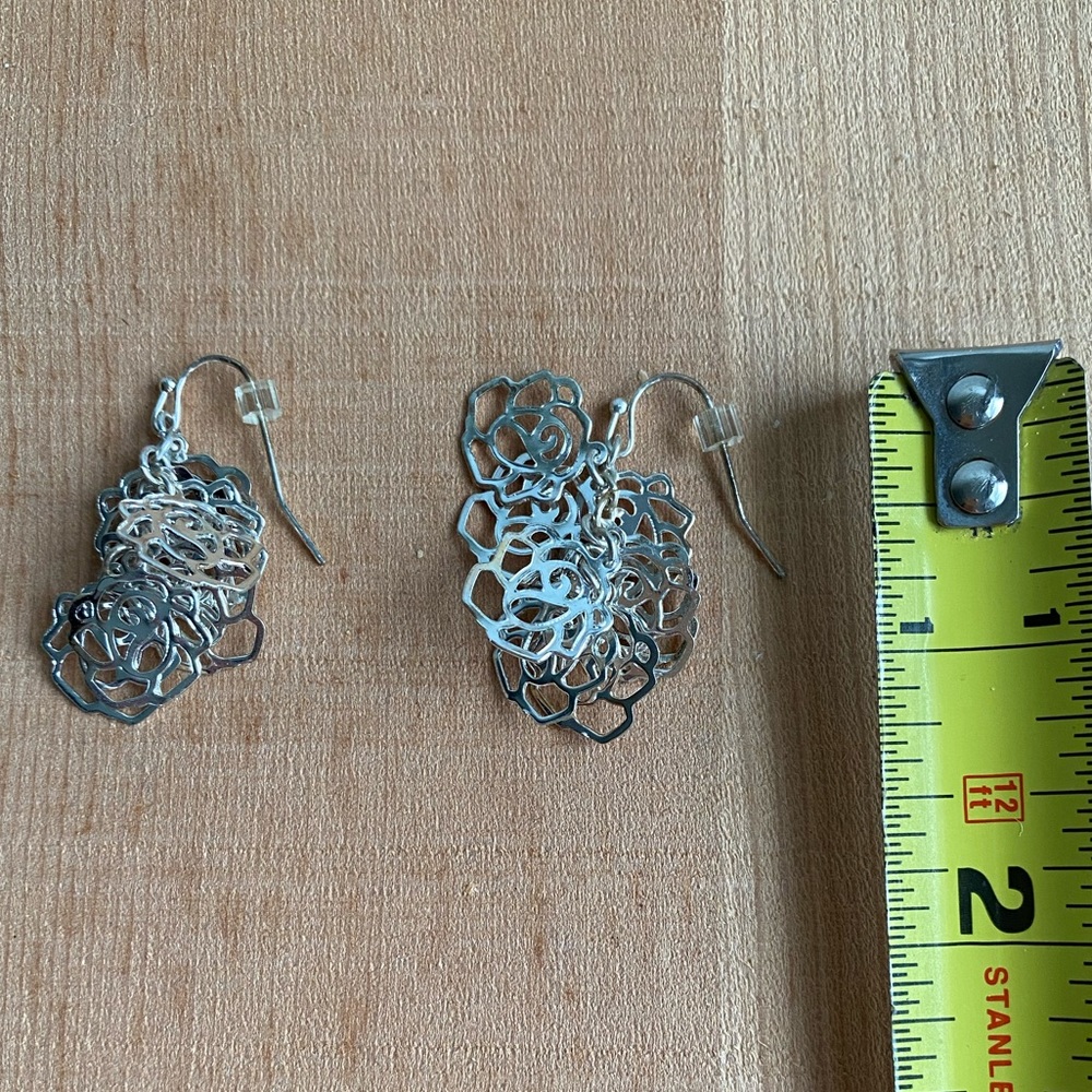Stacked Flower Earrings - Picture 2 of 4
